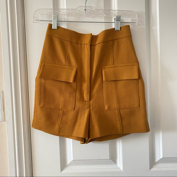 H&M Mustard High-waisted Shorts XS 02 - Picture 1 of 6